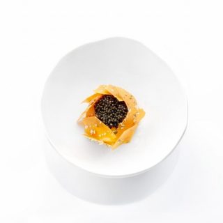 Oscietra Caviar, Pumpkin,
meadowsweet and Meyer 🍋 👩‍🍳